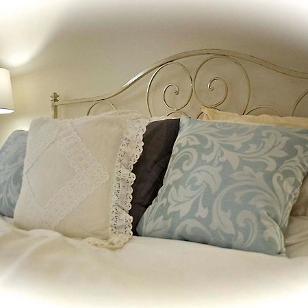 The Cheshire Cat Bed And Breakfast Elora Esterno foto