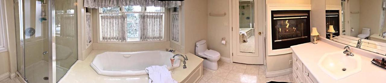 The Cheshire Cat Bed And Breakfast Elora Esterno foto